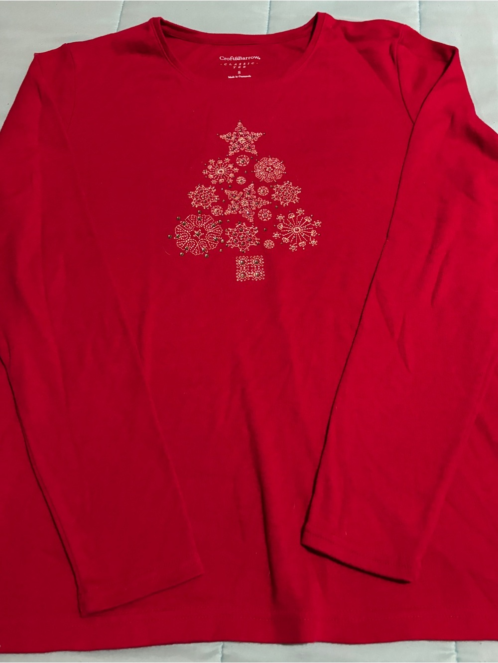 croft & barrow Red Embellished Christmas tree Classic Tee size S